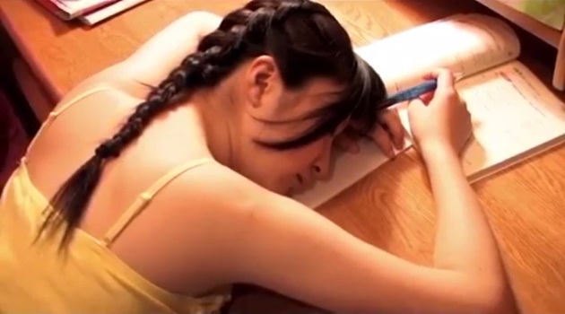 Video Bokep Jepang | Sadis Lagi Tidur Di Perkosa Bapak Tirinya Yang Gatel