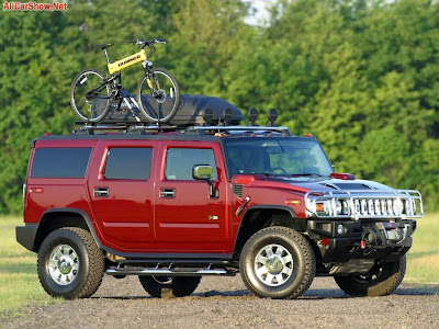 2003 Hummer H2 with GM Accessories