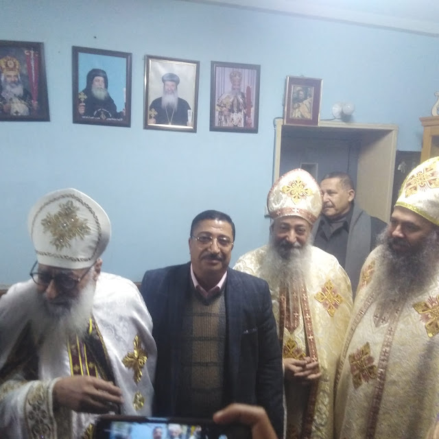 رئيس حى بولاق الدكرور يشاركون الإخوة الأقباط احتفالات عيد القيامة المجيد