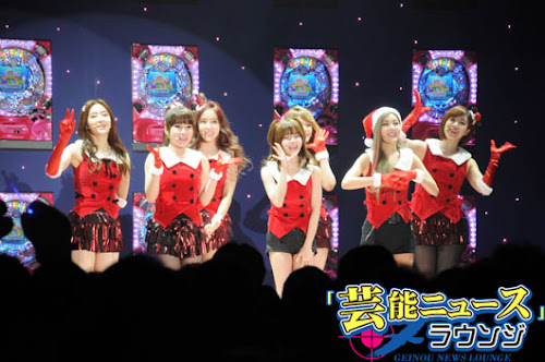 Foto Kemeriahan Acara DX'mas Party with T-ARA di Jepang