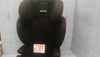 中古品　ＲＥＣＡＲＯ　ジュニアシート　３９９０円