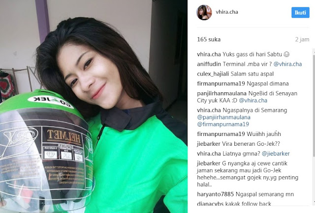 Driver Gojek Cantik Bernama Cha Cha Jadi Viral Gara-Gara Foto Instagram Pake Seragam Ojek Online