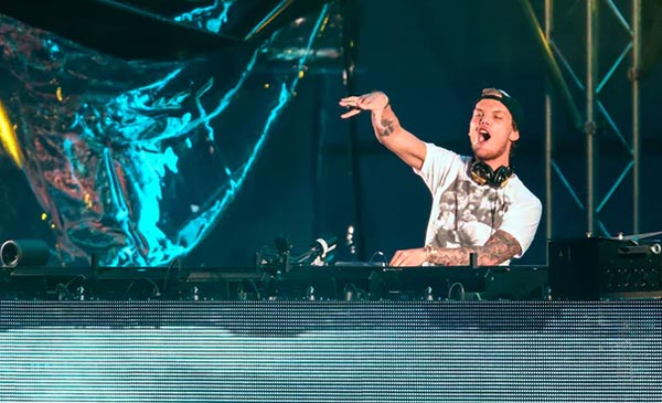  DJ Avicii yang berasal dari Swedia meninggal dunia di usia 28 tahun