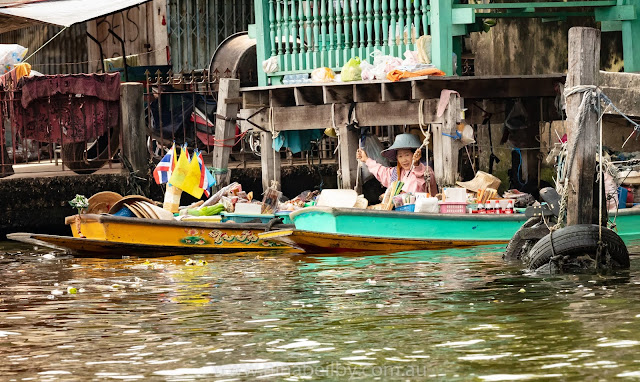 Taling floating markets, food, music, books, plants, clothes, thailand, bangkok, river, canal, long tail boats, san pan