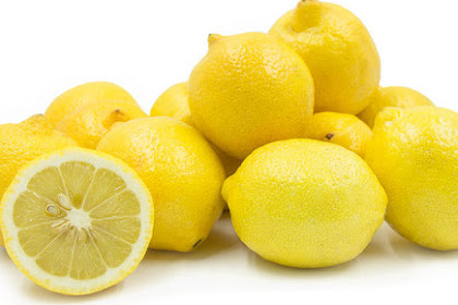 13+ Cara Menghilangkan Bekas Jerawat dengan Lemon dan Efek Sampingnya