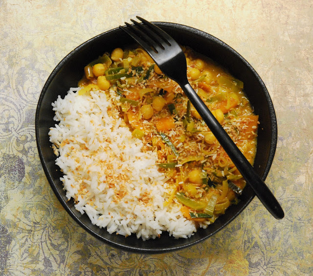 Curry poireaux - carottes - pois chiches