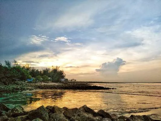 pantai bunga batubara