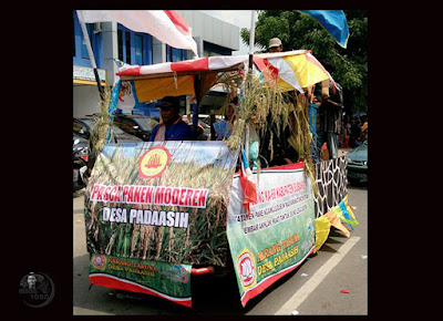 Pawai Alegoris "Pasca Panen Modern Desa Pada Asih."