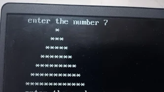 C Program  to Print Full Pyramid of star pattern