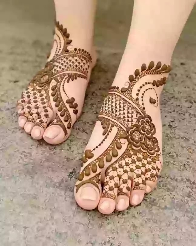 foot mehndi design simple