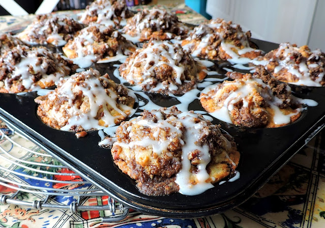 Cinnamon Roll Muffins (small batch)