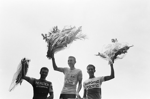 Fotografías de Federico Martín Bahamontes en el Tour de Francia