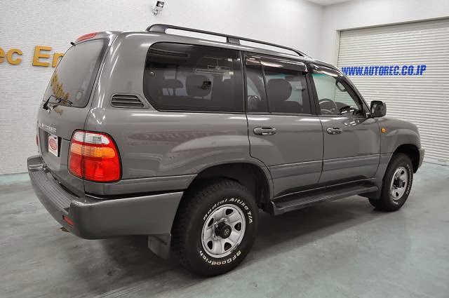 2001 Toyota Landcruiser VX 4WD for Uganda to Mombasa