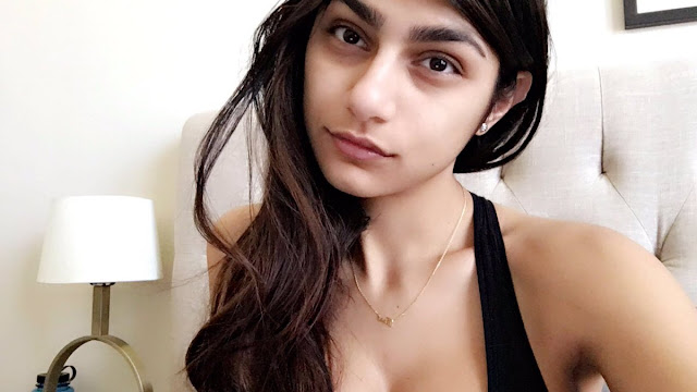 Cute Mia Khalifa Wallpaper 1080p