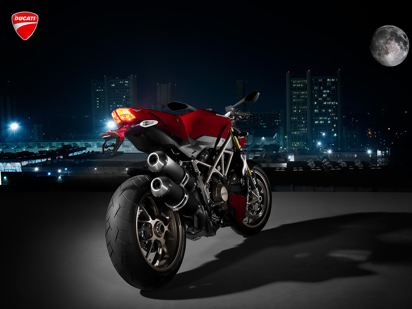 30 Gambar Motor Ducati