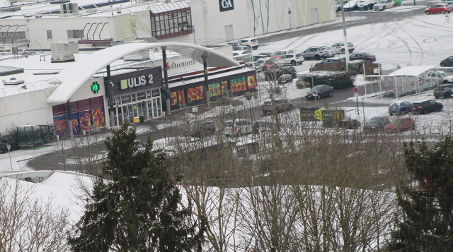 Parking des bus CC-Ulis 2 à 11h