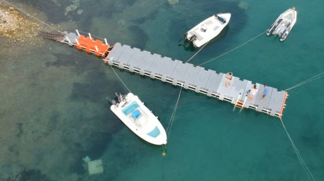 Άδεια για πλωτή εξέδρα στην περιοχή Πετροθάλασσα του Δήμου Ερμιονίδας