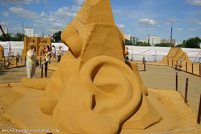 Great Roman Empire Sand Sculpture Exhibition in Russia Seen On coolpicturesgallery.blogspot.com