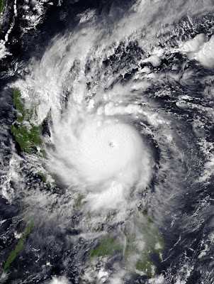 Typhoon Goni in Philippines in 2000