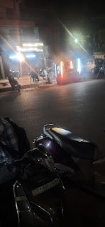 roti and sabji at a tawa cart