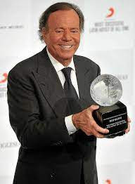 Julio Iglesias