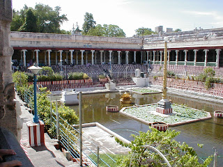 Madurai temple,Meenakshi Amman temple,Meenakshi Amman temple,Madurai temple,Madurai temple tank at twilight 