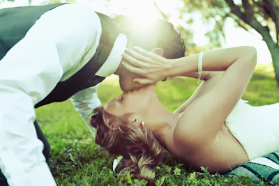 Bride and Groom Photography Ideas and Poses