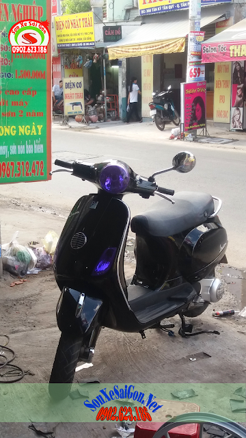 Sơn xe Vespa LX màu đen bóng bẩy cực đẹp