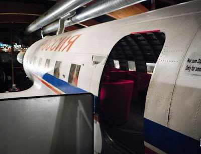 A Vintage Airplane-Turned-Restaurant at in Zurich Airport Seen On lolpicturegallery.blogspot.com