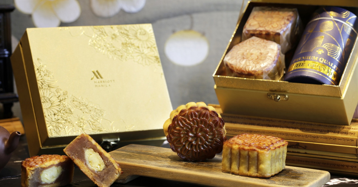 The Golden Mooncake Chest by Manila Marriott Hotel