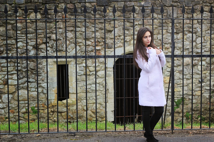 Pink Wool Coat New Look Southampton old town wall ruins Nevena Krstic gardens sightseeing