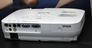 Jual Proyektor Epson EB-S9 Lumens ANSI 2500