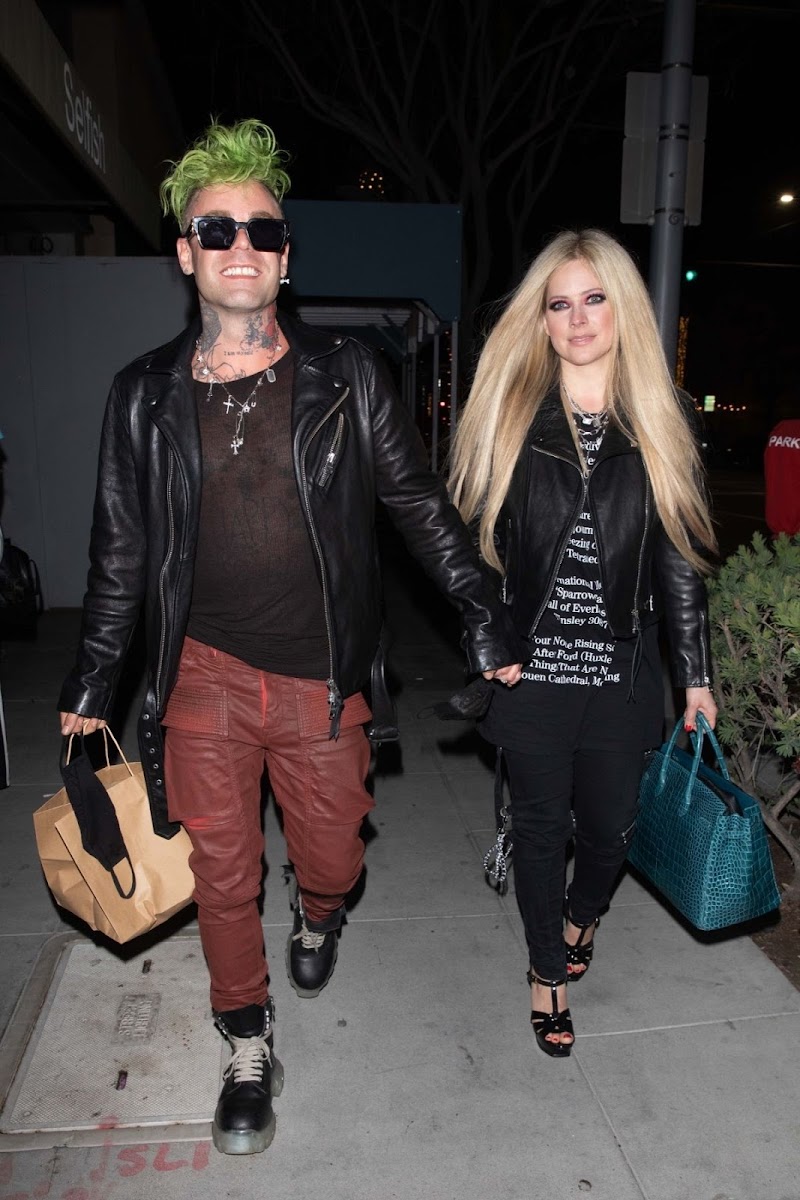 Avril Lavigne and Mod Sun Night Out in Beverly Hills 15 Apr-2021
