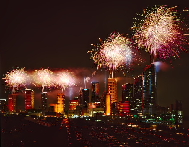 Fourth of July fireworks to see in Houston