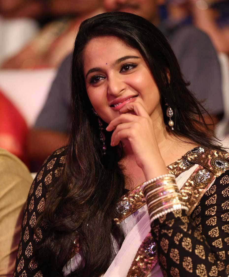 Actress AnushkaShetty Latest HD Images