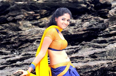 sunaina hot tamil masala exposing heroine actress boobs navel show