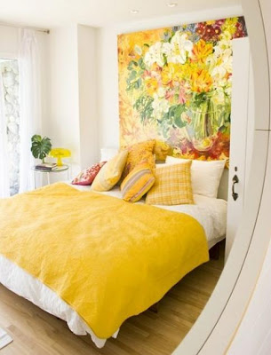 quarto de casal em amarelo