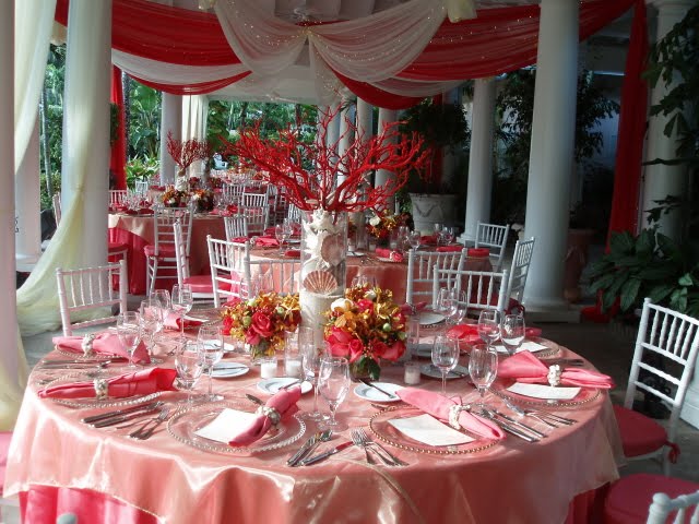 Ooohhh la la it's a coral themed wedding