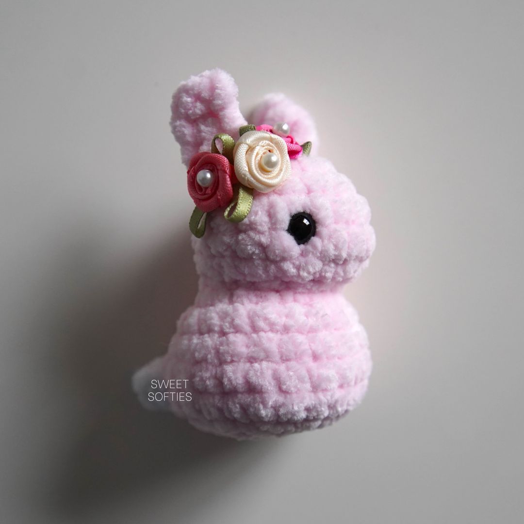 Free Pattern Friday: Crochet Daisy - Crochet Craft Club✨