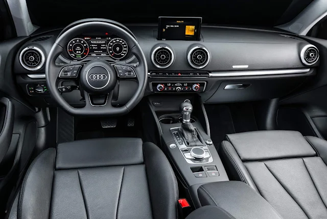 Audi A3 Sedan 2.0 Ambition 2017 - interior