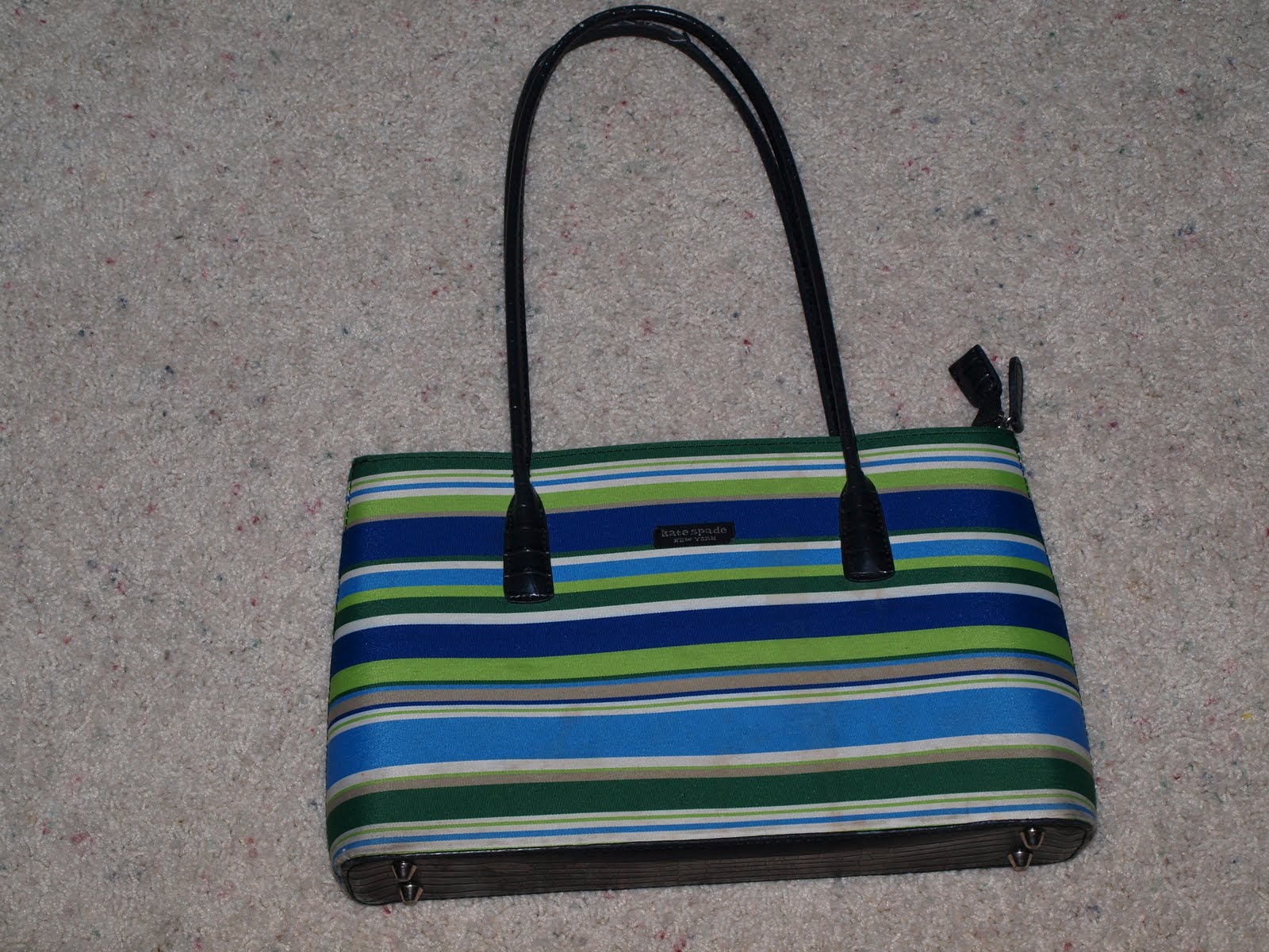 Jeni's Garage Sale: Kate Spade Knock-off Purse