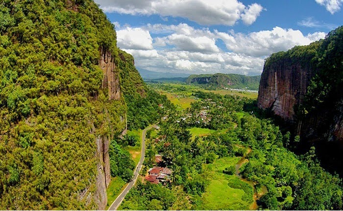 Keindahan Harau Valley