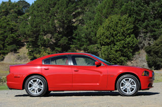 Dodge Charger R/T 4dr RWD