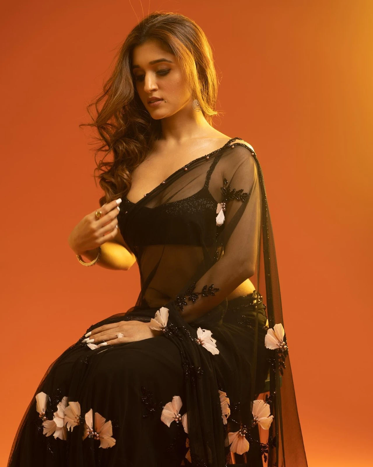 Nidhi Shah sheer black saree hot tv actress