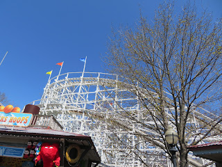 Thunderbolt Wooden Roller Coaster Six Flags New England