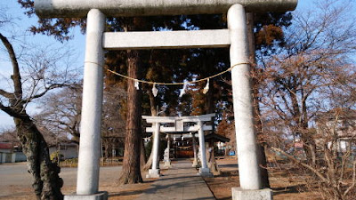 あきる野市の神社　渕上の出雲神社　鳥居