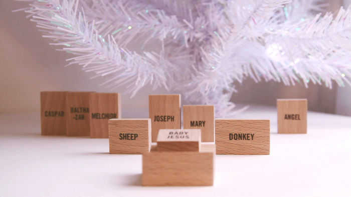 http://design-milk.com/minimalist-nativity-set/nativity-set-emilie-voirin-4/