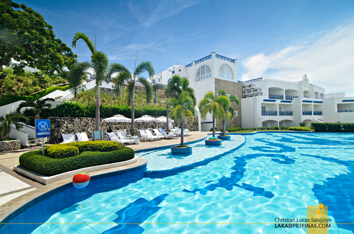 Thunderbird La Union Pool