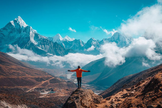 trek in Nepal