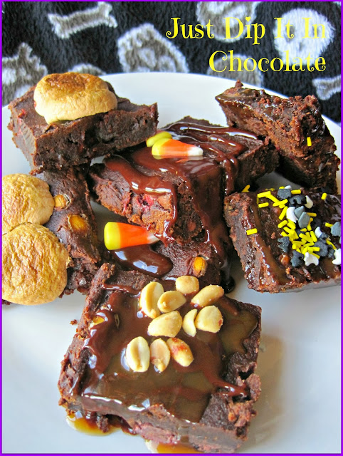 Pumpkin Brownies Halloween Recipe, Life it's sweeter when all this goodness requires only 2 ingredients. A good old fashioned recipe well tried and tested with 100% approval by chocaholics!